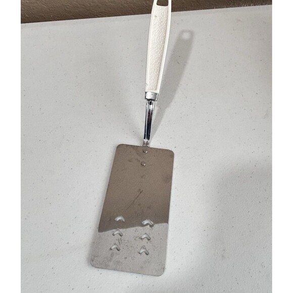 Vintage MCM EKCO Metal Heart Shaped Slotted Spatula Turner Chromium Plated 12" - Picture 2 of 9